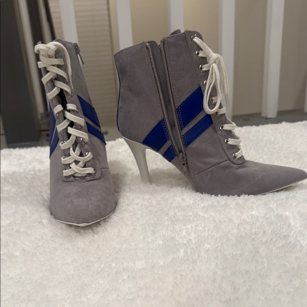 Stylish Gray and Blue Women's Ankle Boots size 8.5